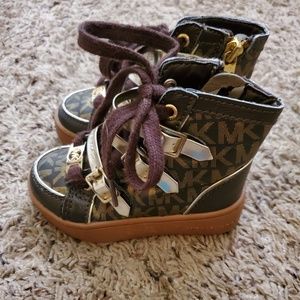 Girl's MK Boots